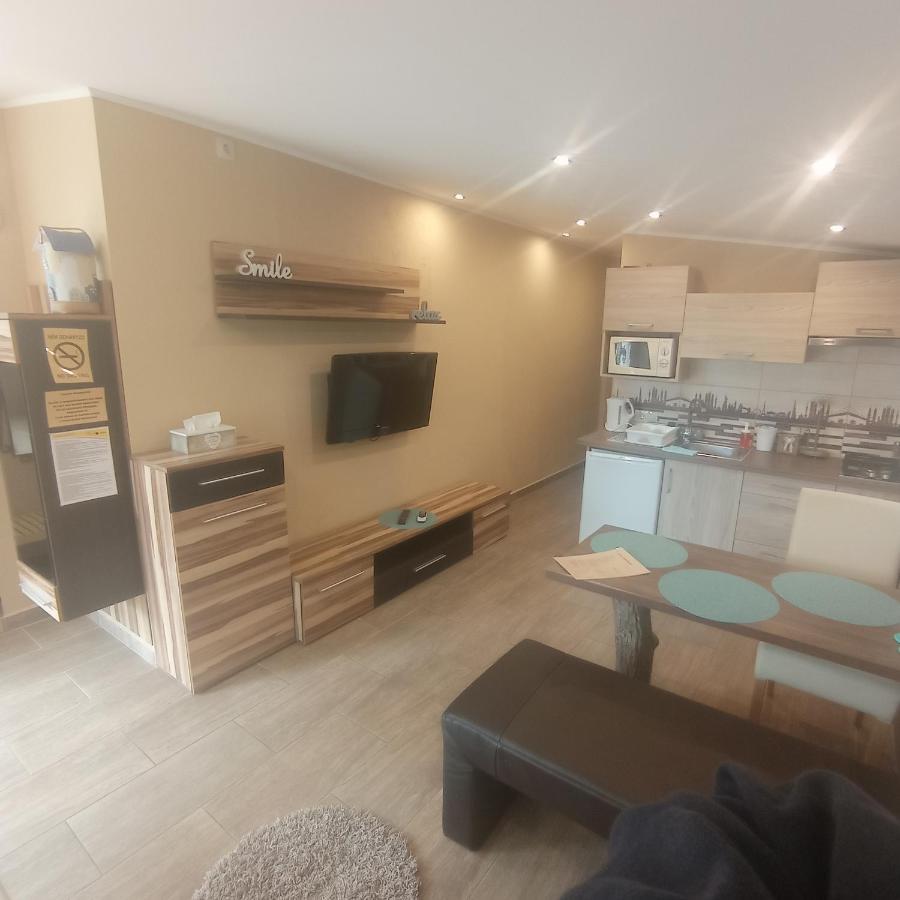 Rozsa Apartman Alsóörs Exteriér fotografie