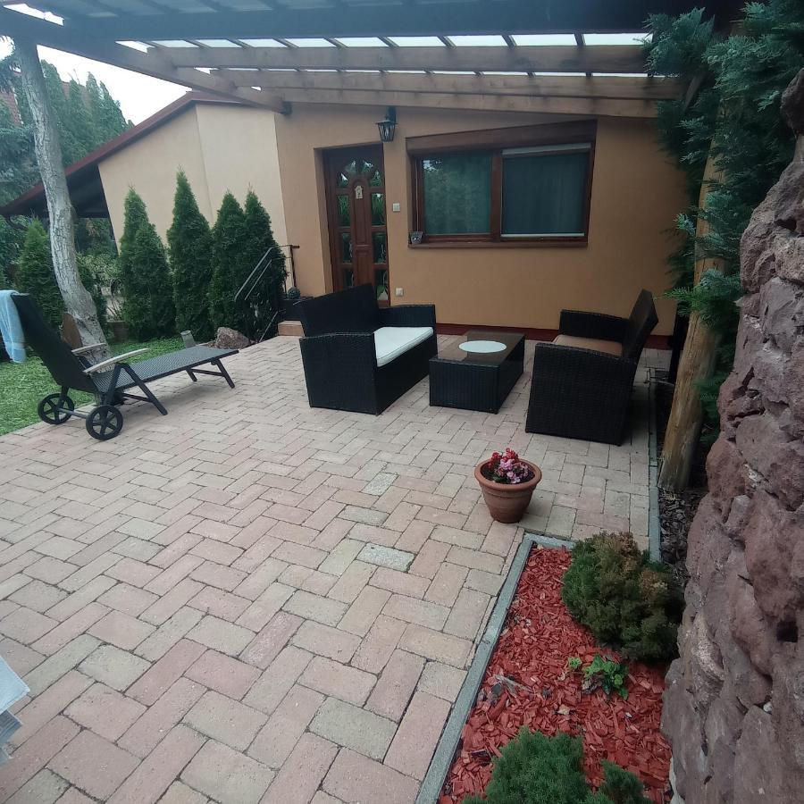 Rozsa Apartman Alsóörs Exteriér fotografie