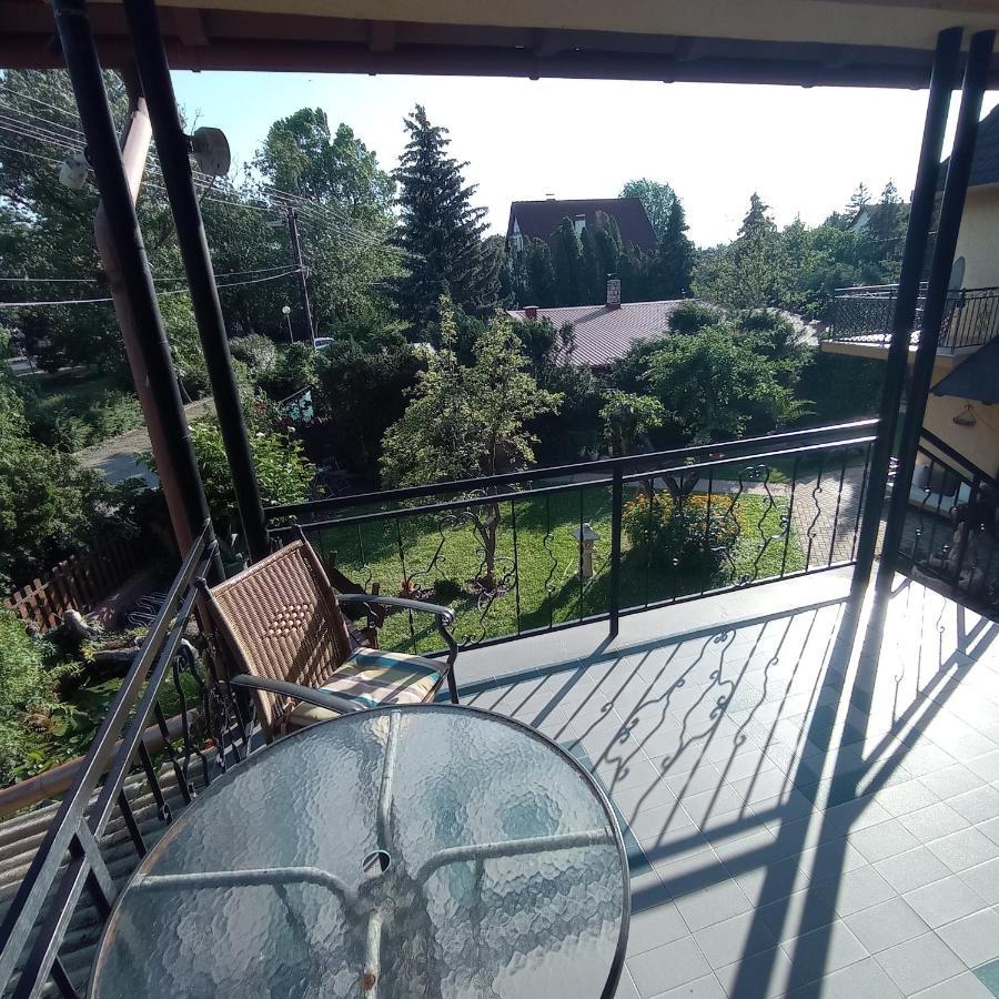 Rozsa Apartman Alsóörs Exteriér fotografie